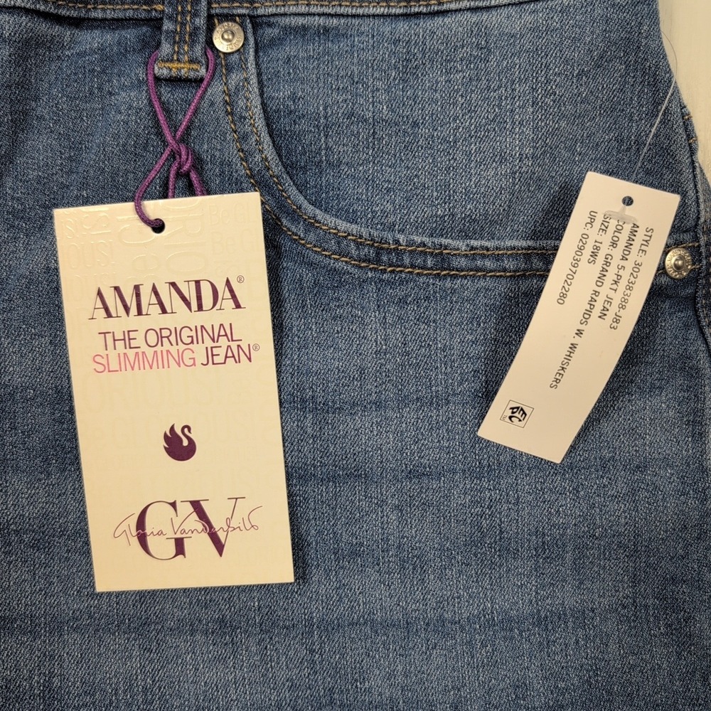 Gloria Vanderbilt Amanda Slimming Tapered Leg Jeans Blue 18W Short NWT - Picture 9 of 13